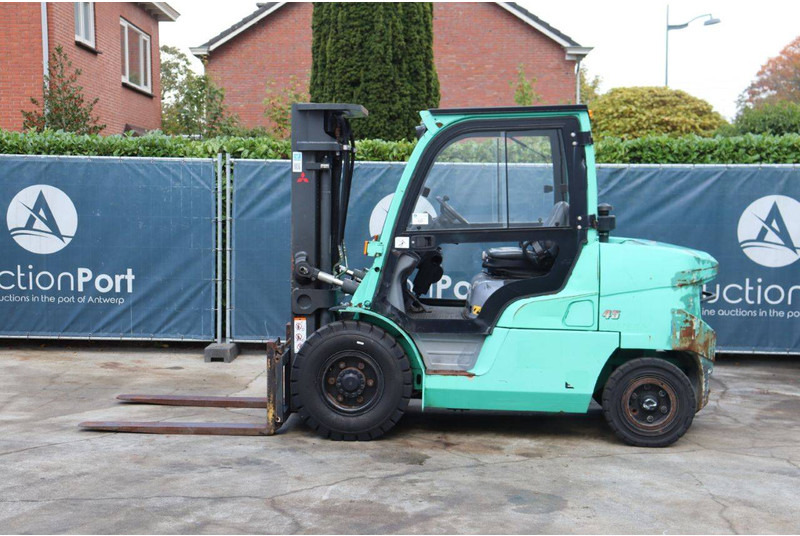 Mitsubishi FD45NT - 柴油叉车:图2 Mitsubishi FD45NT - 柴油叉车:图2