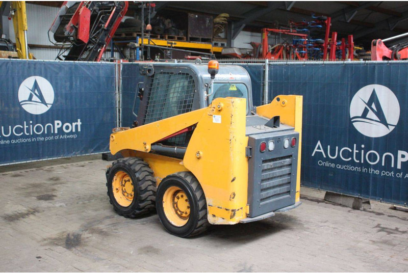 Mustang R135 - 轮式装载机:图3 Mustang R135 - 轮式装载机:图3