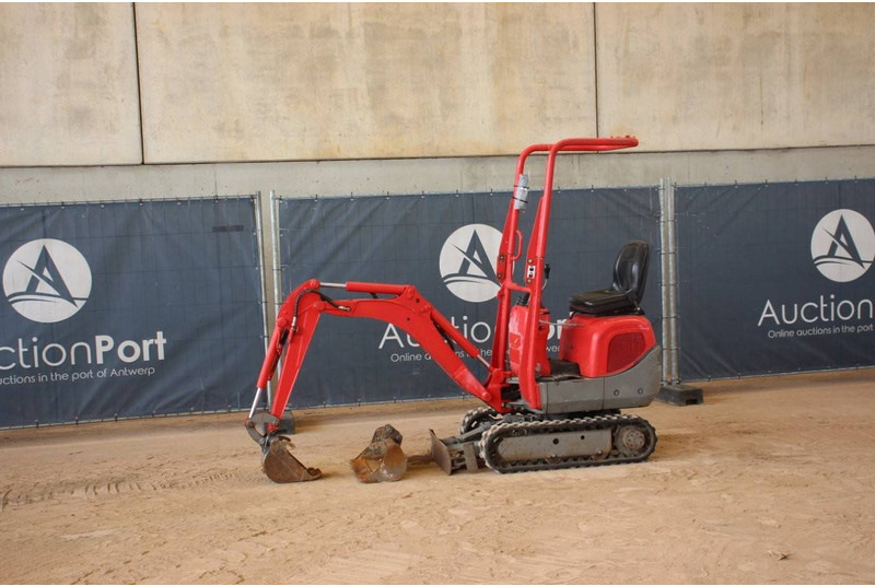 Neuson 803 - 小型挖掘机:图1 Neuson 803 - 小型挖掘机:图1