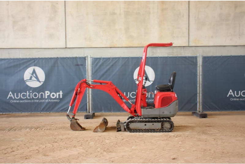 Neuson 803 - 小型挖掘机:图2 Neuson 803 - 小型挖掘机:图2