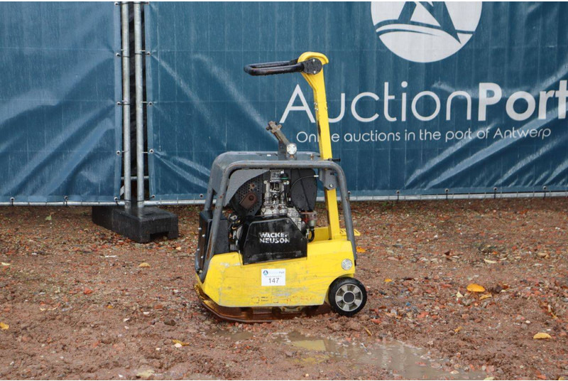 Neuson DPU3050 - 振动板:图1 Neuson DPU3050 - 振动板:图1