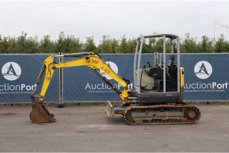 Neuson EZ26 - 小型挖掘机:图2 Neuson EZ26 - 小型挖掘机:图2