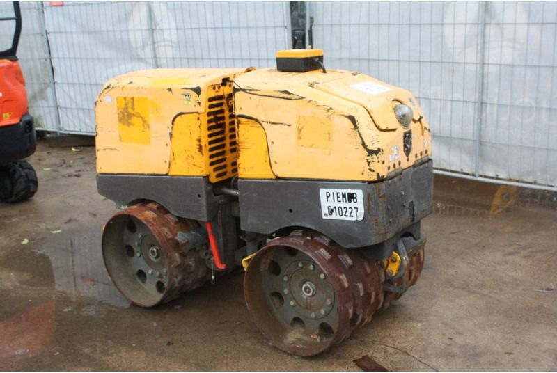 Neuson Roller RT2SC - 碾压机:图3 Neuson Roller RT2SC - 碾压机:图3