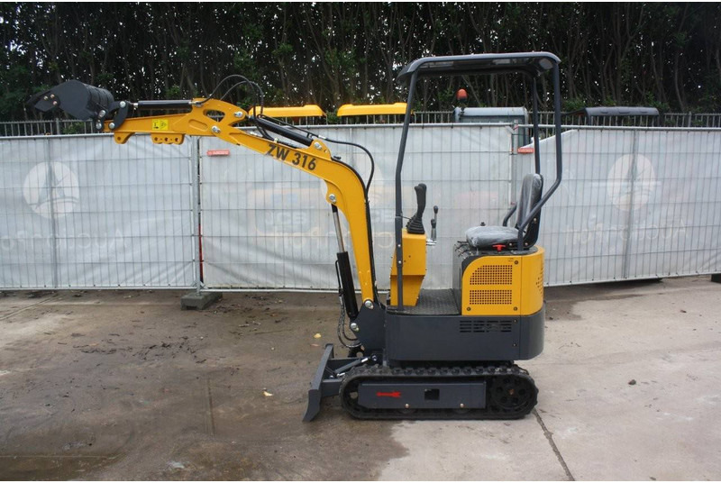 Newkrick ZW 316 - 小型挖掘机:图1 Newkrick ZW 316 - 小型挖掘机:图1