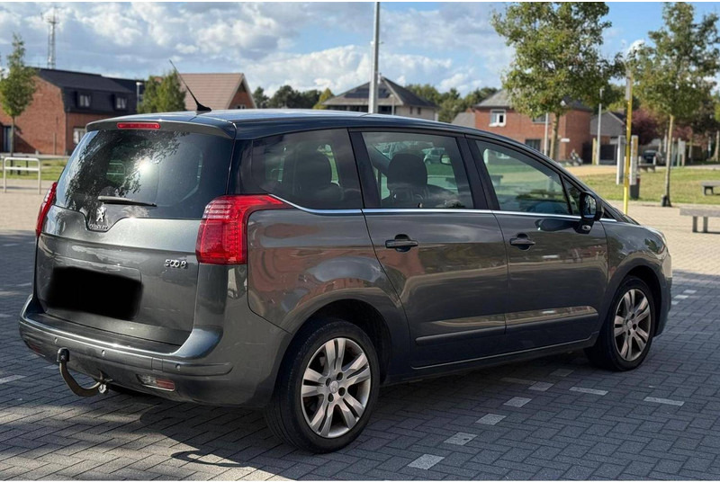 Peugeot 5008 (I - phase 2) 2.0 HDi - 轿车:图3 Peugeot 5008 (I - phase 2) 2.0 HDi - 轿车:图3
