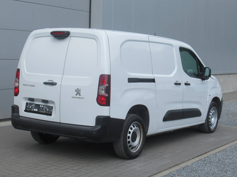 Peugeot Partner (III) 1.5 BlueHDi Automatic - 无侧窗厢式货车:图3 Peugeot Partner (III) 1.5 BlueHDi Automatic - 无侧窗厢式货车:图3