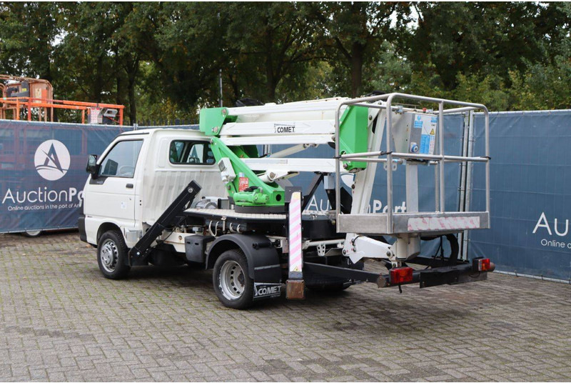 Piaggio Porter Maxxi - 车载空中平台:图4 Piaggio Porter Maxxi - 车载空中平台:图4