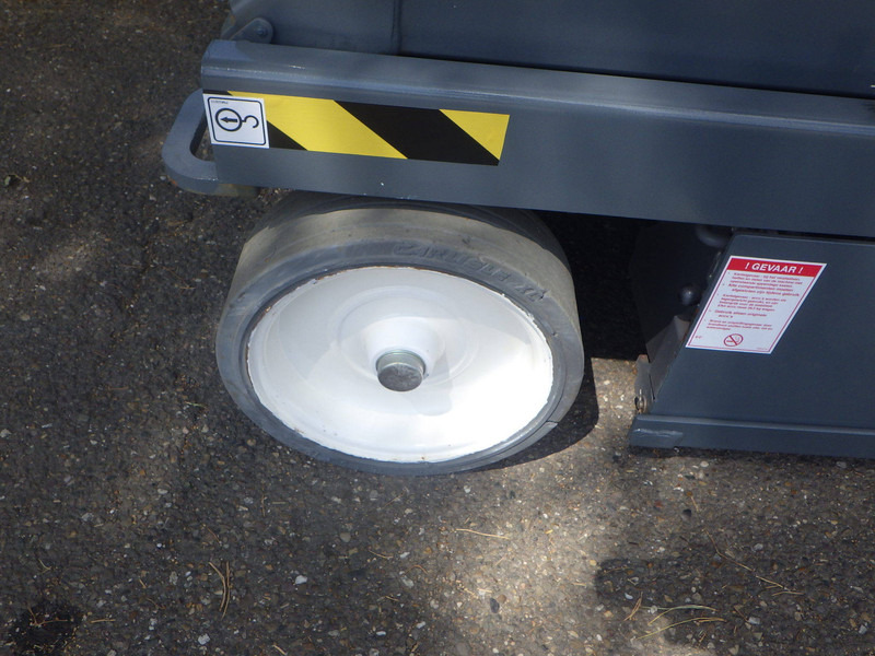 Skyjack SJ3226 - 剪式升降机:图5 Skyjack SJ3226 - 剪式升降机:图5