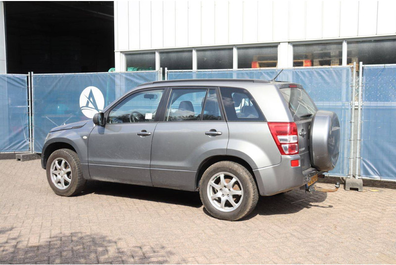 Suzuki Grand Vitara - 轿车:图3 Suzuki Grand Vitara - 轿车:图3