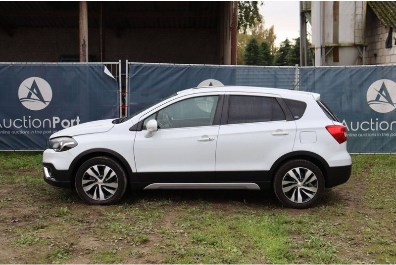 Suzuki SX4 - 轿车:图2 Suzuki SX4 - 轿车:图2