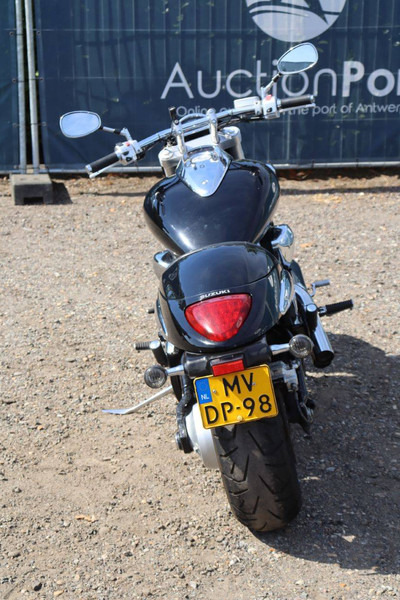 Suzuki VZ1500 - 摩托车:图5 Suzuki VZ1500 - 摩托车:图5