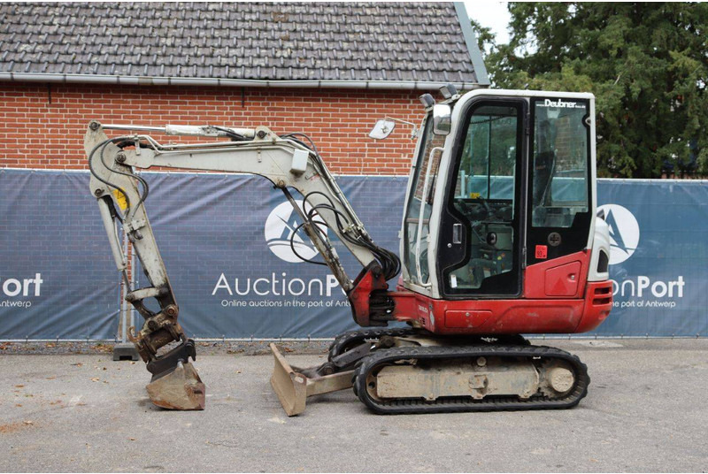 Takeuchi TB230 - 履带式挖掘机:图1 Takeuchi TB230 - 履带式挖掘机:图1