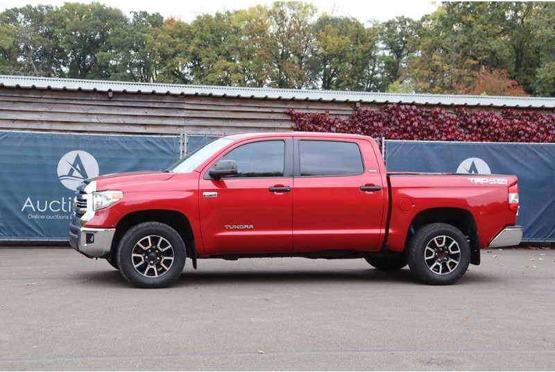 Toyota tundra SR5 - 汽车:图1 Toyota tundra SR5 - 汽车:图1