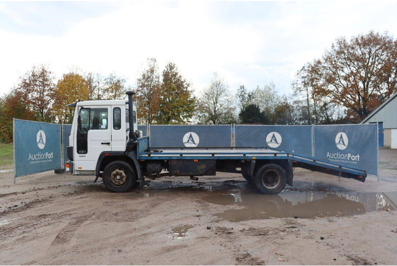 Volvo FL 613 - 栏板式/ 平板卡车:图2 Volvo FL 613 - 栏板式/ 平板卡车:图2