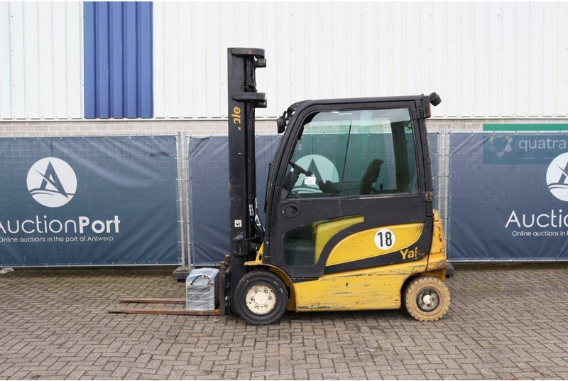 Yale ERP25VL - 电动叉车:图2 Yale ERP25VL - 电动叉车:图2
