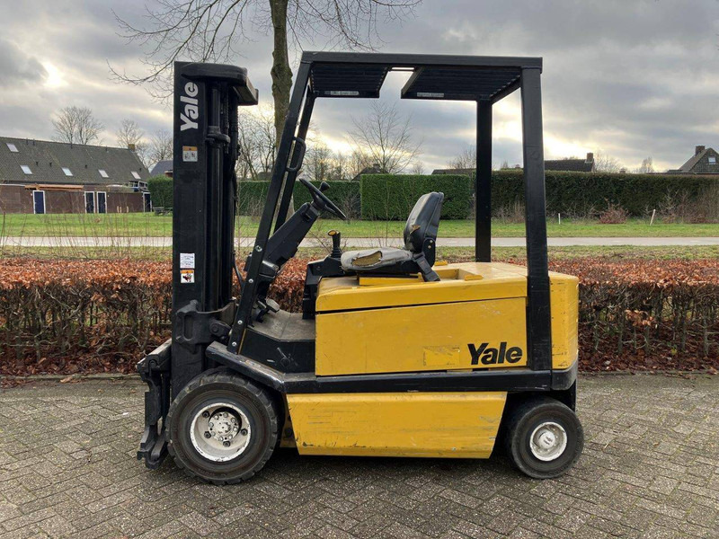 Yale ERP30ALF - 电动叉车:图2 Yale ERP30ALF - 电动叉车:图2