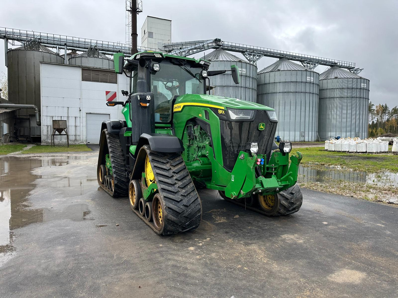 JOHN DEERE 8RX 410 Signature Edition - 履带式拖拉机:图2 JOHN DEERE 8RX 410 Signature Edition - 履带式拖拉机:图2