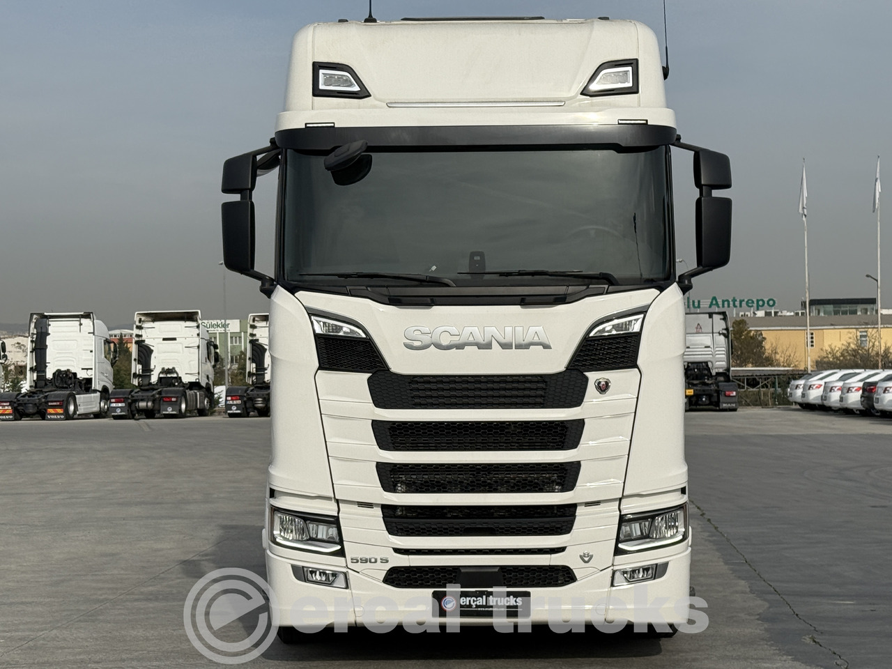 SCANIA NEW 2023 590 S/AUTO-AC-PARK AC-REFRIGERATOR-DOUBLE WAREHOUSE-4X2 - 牵引车:图2 SCANIA NEW 2023 590 S/AUTO-AC-PARK AC-REFRIGERATOR-DOUBLE WAREHOUSE-4X2 - 牵引车:图2