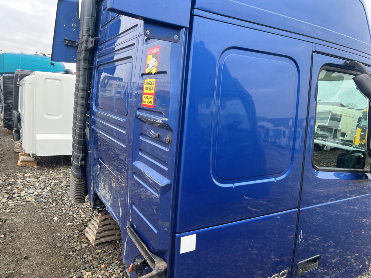 CABINA VOLVO FH13 GLOBETROTTER L2H2 - 驾驶室 适用于 卡车:图5 CABINA VOLVO FH13 GLOBETROTTER L2H2 - 驾驶室 适用于 卡车:图5