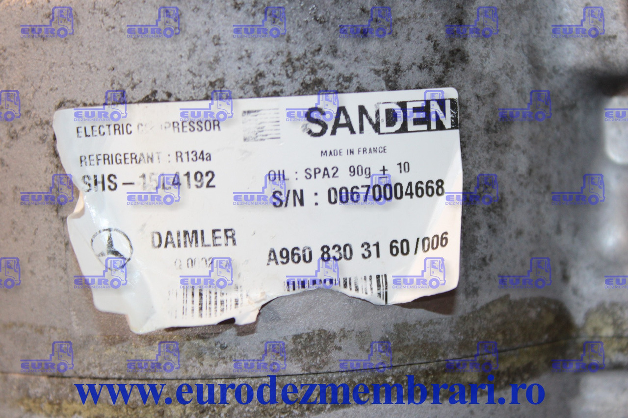 COMPRESOR CLIMA STATIONARE MERCEDES ACTROS MP4 A9608303160 - 空调压缩机 适用于 卡车:图2 COMPRESOR CLIMA STATIONARE MERCEDES ACTROS MP4 A9608303160 - 空调压缩机 适用于 卡车:图2