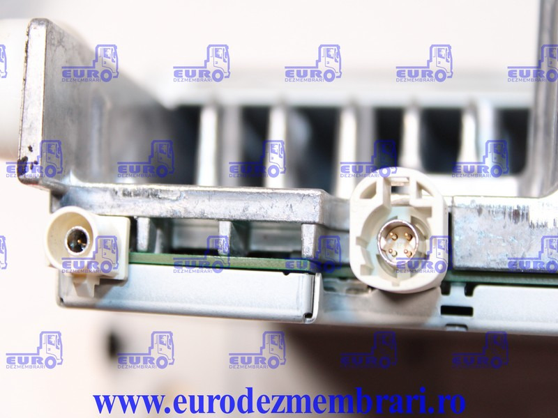 ELEMENT BORD UNITATE MULTIMEDIA AUS SCANIA SUPER 2906950, 2819280 - 仪表板 适用于 卡车:图5 ELEMENT BORD UNITATE MULTIMEDIA AUS SCANIA SUPER 2906950, 2819280 - 仪表板 适用于 卡车:图5
