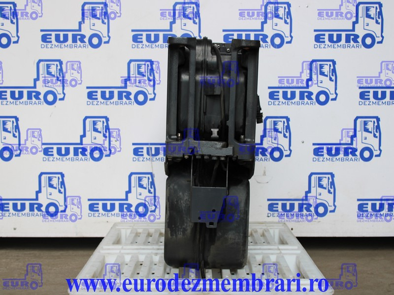 REZERVOR ADBLUE SCANIA NGS 2393232, 2113215 - 车用尿素溶液箱 适用于 卡车:图2 REZERVOR ADBLUE SCANIA NGS 2393232, 2113215 - 车用尿素溶液箱 适用于 卡车:图2
