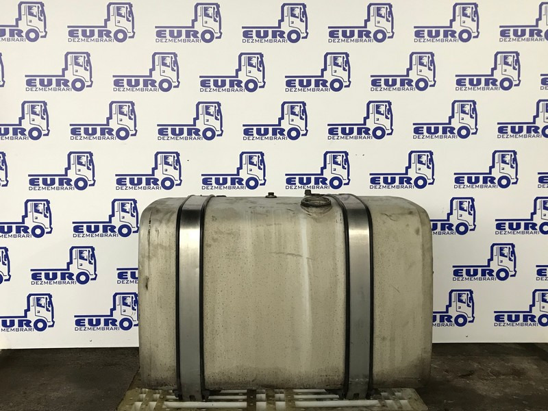 REZERVOR COMBUSTIBIL MAN L=105CM l=70CM H=70CM 81.12201.5658, 81.12201.5949, 81.12201.5700, 81.12201.5714, 81.12201.5611 - 燃料箱 适用于 卡车:图1 REZERVOR COMBUSTIBIL MAN L=105CM l=70CM H=70CM 81.12201.5658, 81.12201.5949, 81.12201.5700, 81.12201.5714, 81.12201.5611 - 燃料箱 适用于 卡车:图1