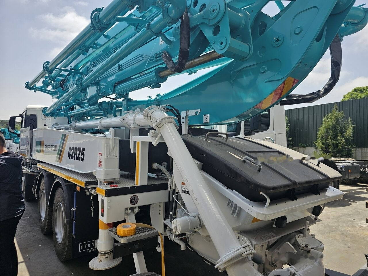 新的 混凝土泵车 Mercedes-Benz New Everdigm ECP 42 CX 5 ECP 42 CX5 on chassis:图10 新的 混凝土泵车 Mercedes-Benz New Everdigm ECP 42 CX 5 ECP 42 CX5 on chassis:图10