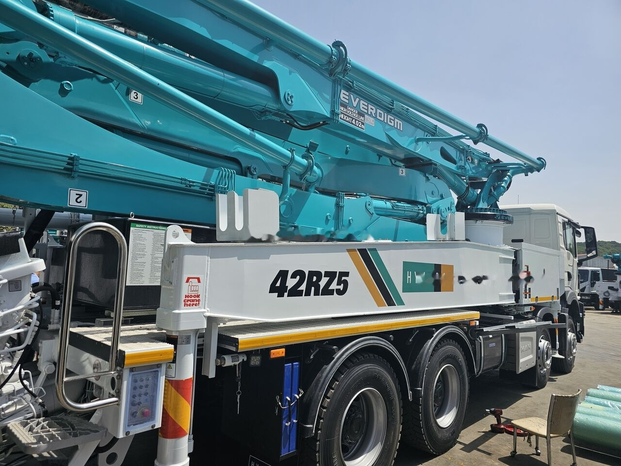 Mercedes-Benz New Everdigm ECP 42 CX 5 ECP 42 CX5 on chassis - 混凝土泵车:图3 Mercedes-Benz New Everdigm ECP 42 CX 5 ECP 42 CX5 on chassis - 混凝土泵车:图3