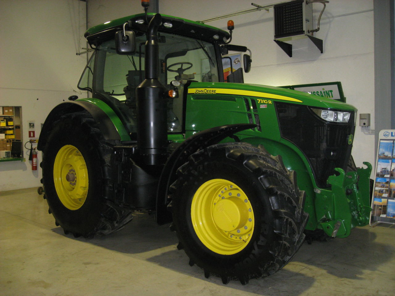 John Deere 7310R - 拖拉机:图2 John Deere 7310R - 拖拉机:图2