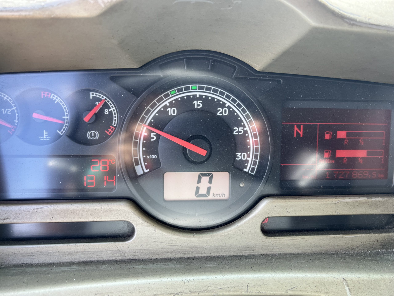 侧帘卡车 RENAULT 450 CON UNA TAULINER:图8 侧帘卡车 RENAULT 450 CON UNA TAULINER:图8