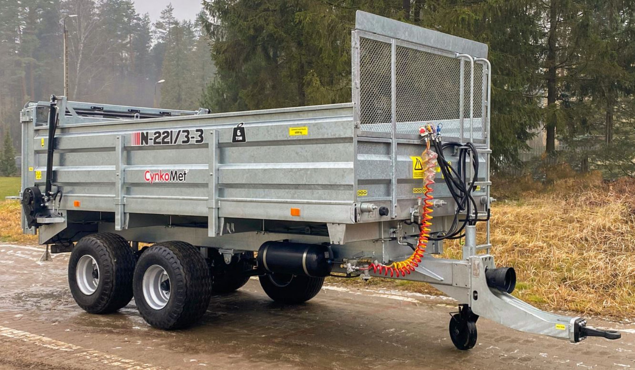 Rozrzutnik 6 T / MANURE SPREADER / MISTSTREUER / Распределитель 6 T - 撒肥机:图1 Rozrzutnik 6 T / MANURE SPREADER / MISTSTREUER / Распределитель 6 T - 撒肥机:图1