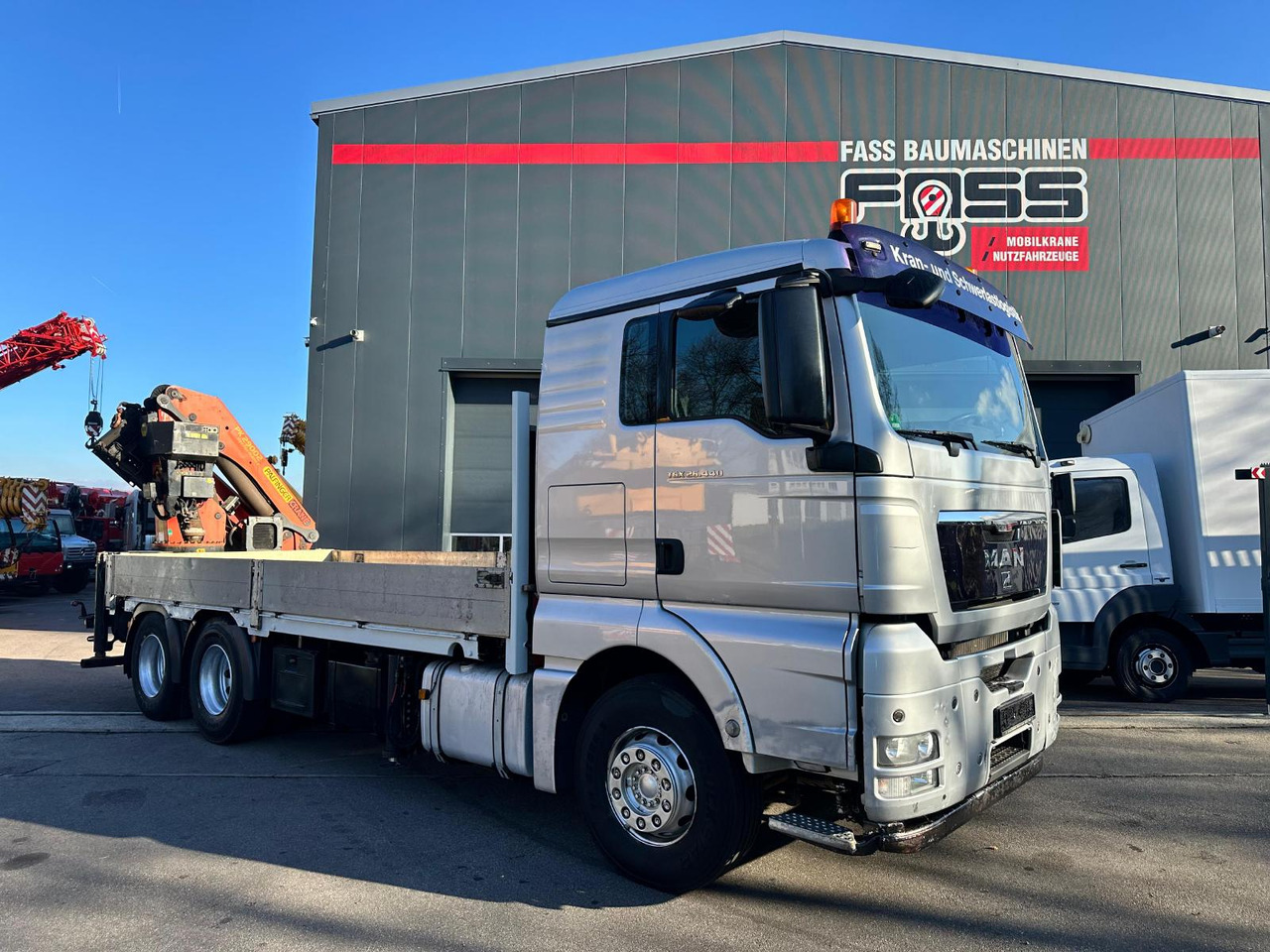 MAN TGX 26.440 6x4 | Palfinger PK 29.002 - 栏板式/ 平板卡车, 起重车:图1 MAN TGX 26.440 6x4 | Palfinger PK 29.002 - 栏板式/ 平板卡车, 起重车:图1