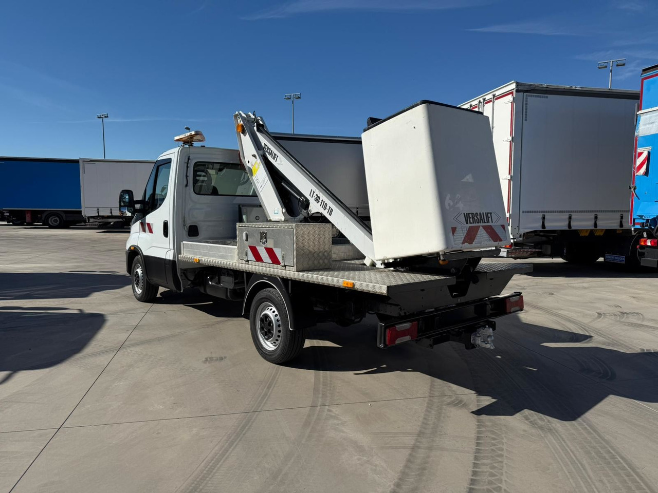 IVECO 35S14 Daily E6 (Basket) - 车载空中平台:图5 IVECO 35S14 Daily E6 (Basket) - 车载空中平台:图5