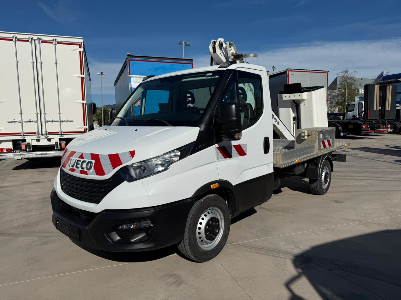 IVECO 35S14 Daily E6 (Basket) - 车载空中平台:图1 IVECO 35S14 Daily E6 (Basket) - 车载空中平台:图1