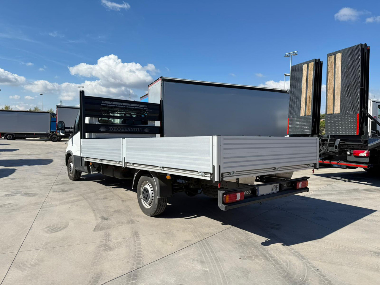 IVECO 35S16 Daily E6 (Open Box) - 其他机械:图3 IVECO 35S16 Daily E6 (Open Box) - 其他机械:图3