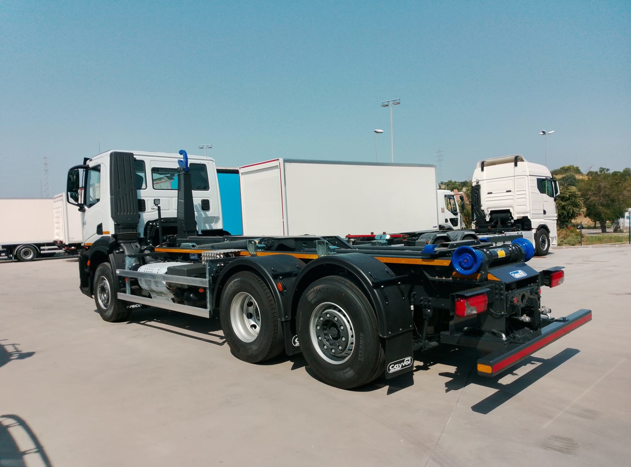 IVECO AD280X40 YPS ON X-WAY E6 (Hook Equipment) - 吊钩升降车:图5 IVECO AD280X40 YPS ON X-WAY E6 (Hook Equipment) - 吊钩升降车:图5