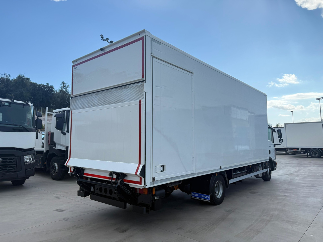 MAN 12.220 BL TGL E6 (Van) - 厢式卡车:图3 MAN 12.220 BL TGL E6 (Van) - 厢式卡车:图3