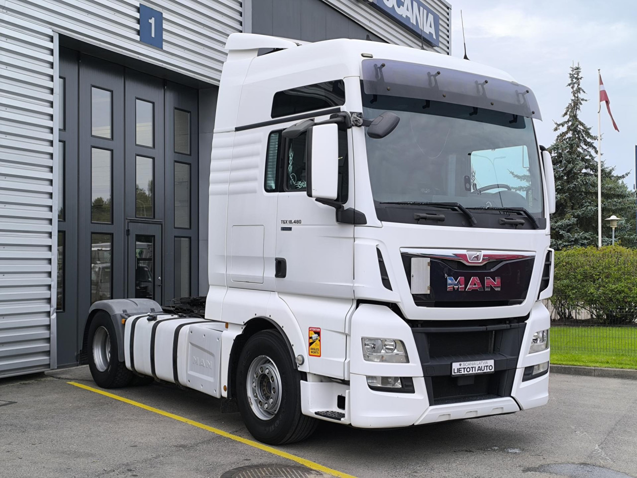 MAN TGX 18.480 - 牵引车:图1 MAN TGX 18.480 - 牵引车:图1