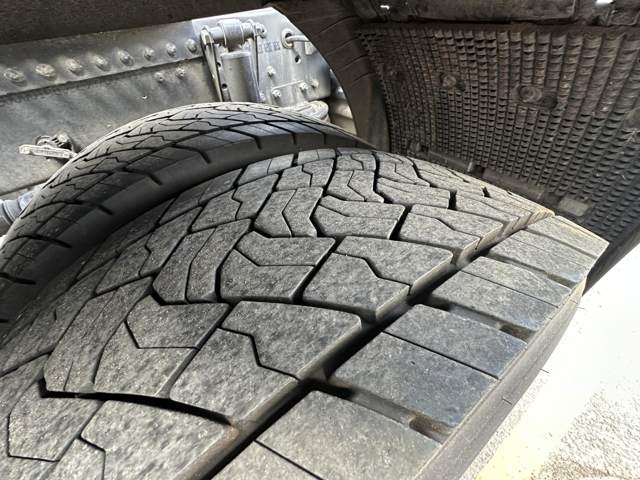 SCANIA R 460 A4x2NB - 牵引车:图2 SCANIA R 460 A4x2NB - 牵引车:图2