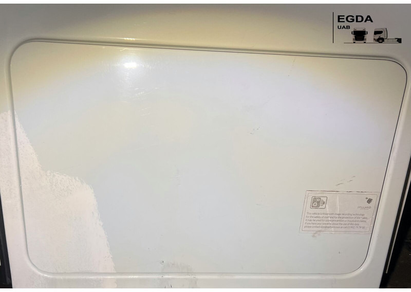 Iveco left side - 驾驶室和内部:图1 Iveco left side - 驾驶室和内部:图1