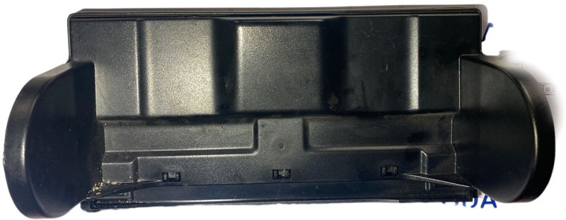 Jaguar XF250 - 驾驶室和内部:图2 Jaguar XF250 - 驾驶室和内部:图2