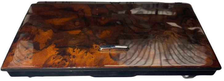 Jaguar XF250 - 驾驶室和内部:图1 Jaguar XF250 - 驾驶室和内部:图1