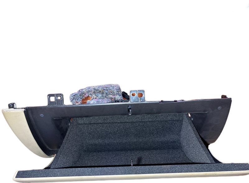 Jaguar XF250 - 驾驶室和内部:图3 Jaguar XF250 - 驾驶室和内部:图3