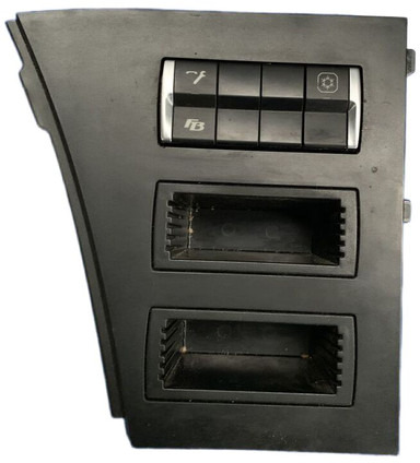 Mercedes-Benz A9606802607 - 仪表板:图1 Mercedes-Benz A9606802607 - 仪表板:图1