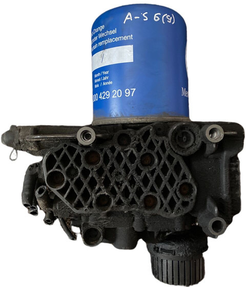 Mercedes-Benz - 燃料过滤器:图1 Mercedes-Benz - 燃料过滤器:图1