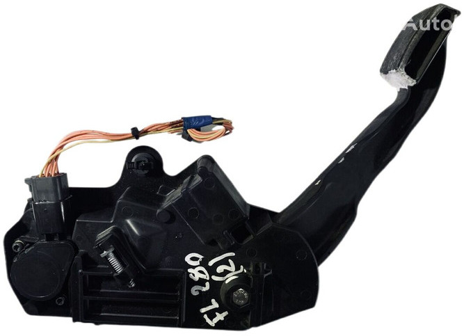 Volvo FL 280 - 踏板:图1 Volvo FL 280 - 踏板:图1