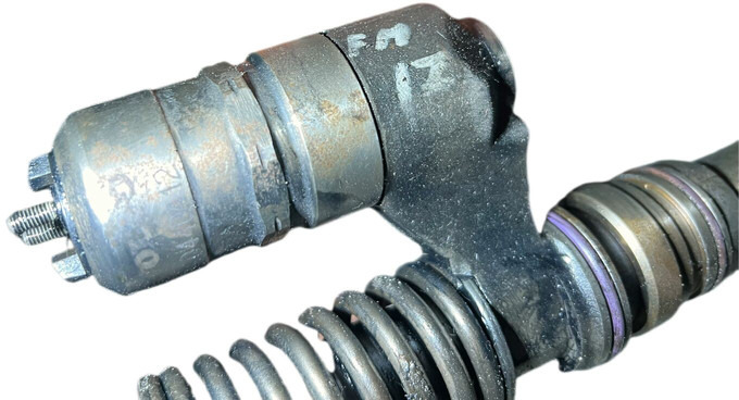 Volvo - 燃料过滤器:图2 Volvo - 燃料过滤器:图2