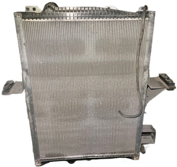 Volvo - 散热器:图2 Volvo - 散热器:图2