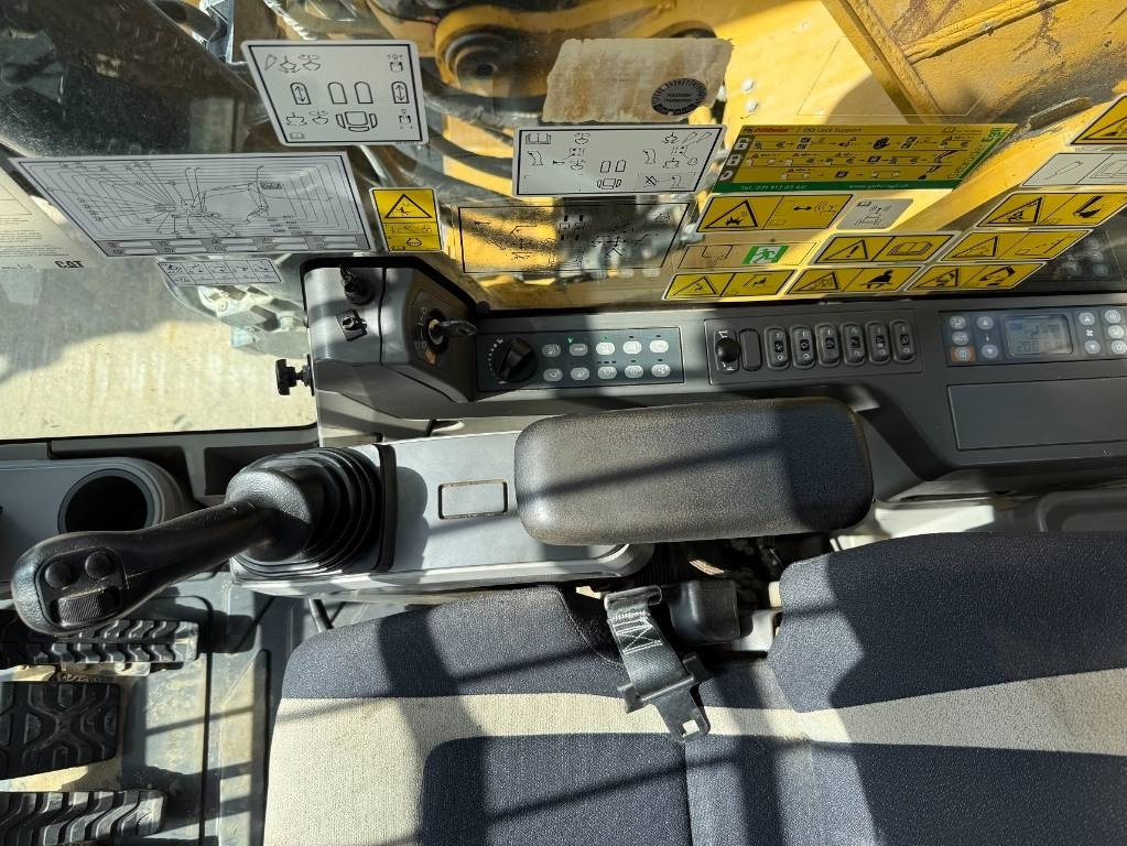 CAT 335 F L CR - 履带式挖掘机:图3 CAT 335 F L CR - 履带式挖掘机:图3